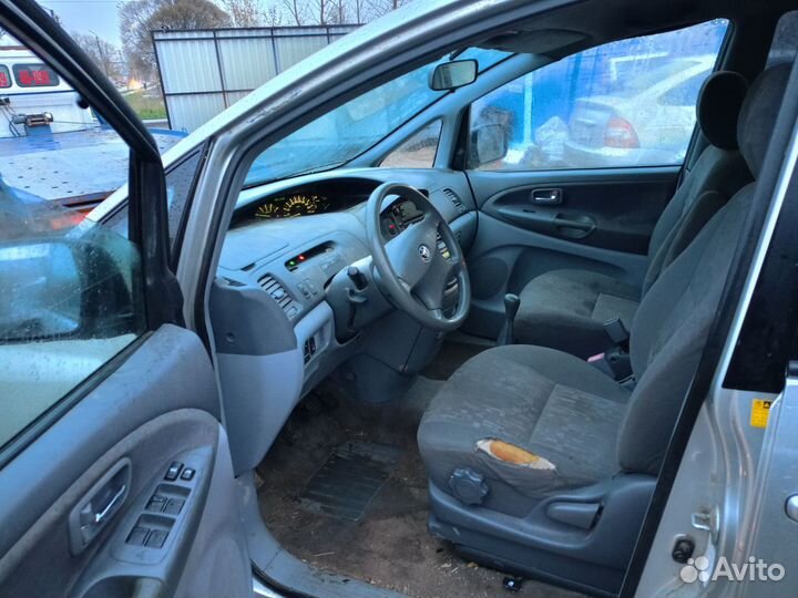 Разбор на запчасти Toyota Previa(Estima)