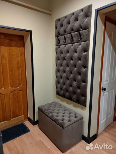 Прихожая, вешалка,банкетка,каретная стяжка,мягкие