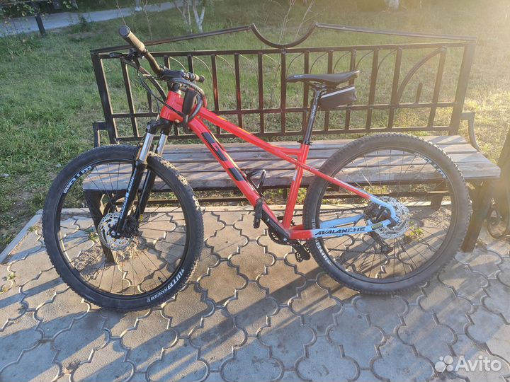 Gt avalanche comp 27.5 2021 S