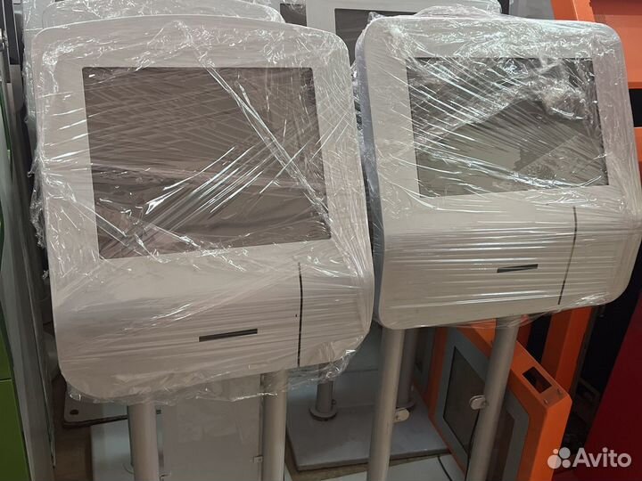 Информационные терминалы