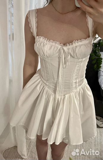 Платье корсетное с кружевом
