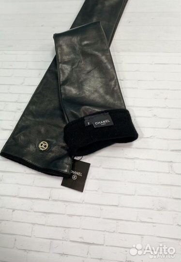 Длинные кожаные перчатки