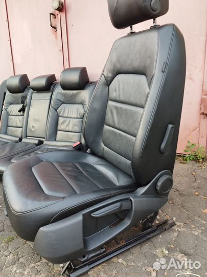 Комплект кожаных сидений VW Passat B7