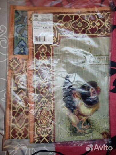 37*42см Новая гобеленовая салфетка Курочки