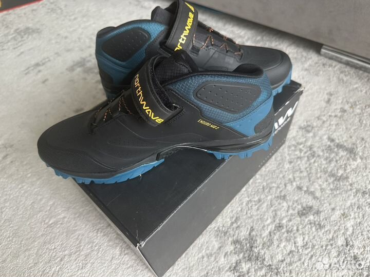 Велотуфли Northwave enduro MID 2