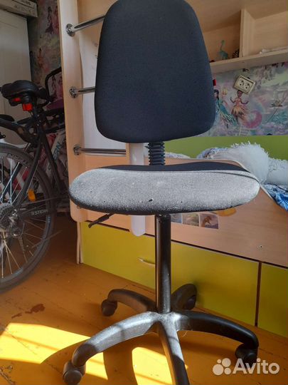Компьютерное офисное кресло бу