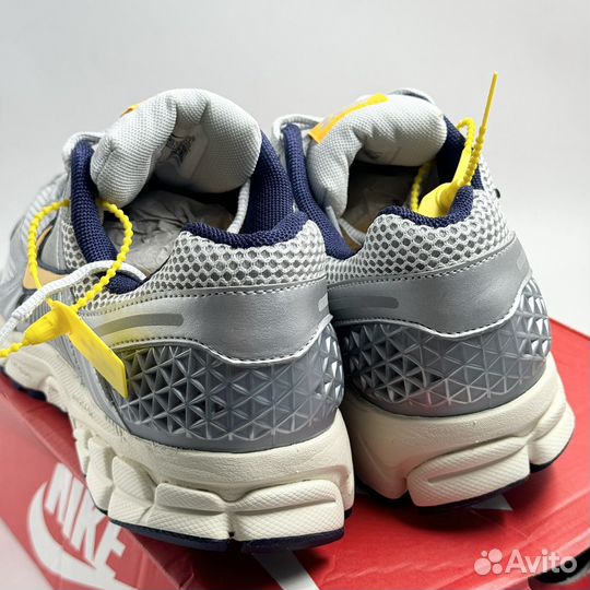 Кроссовки Nike Zoom Vomero 5 MS