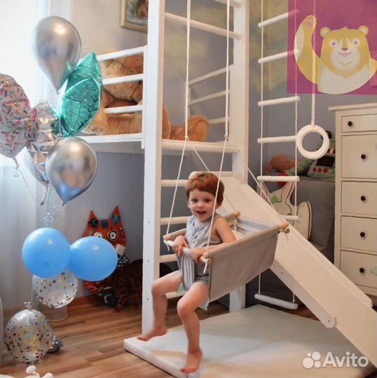 Спортивная шведская стенка