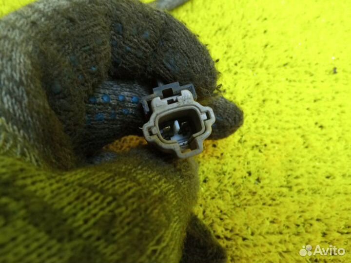 Датчик abs передний левый Toyota Hiace/Regius Ace