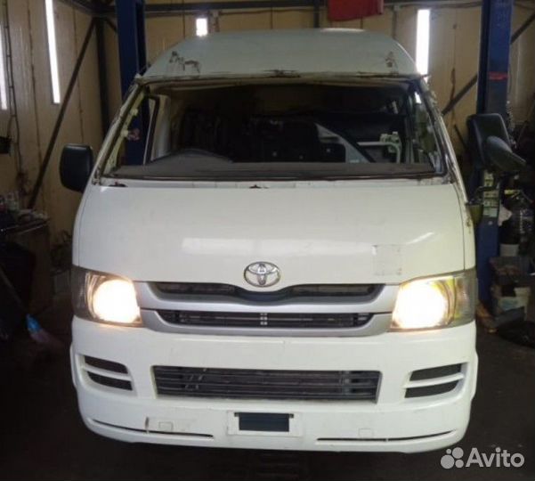 Датчик abs передний левый Toyota Hiace/Regius Ace