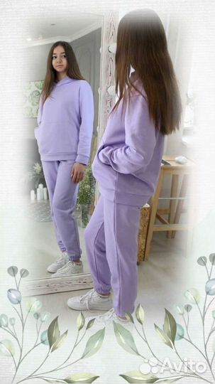 Спортивный костюм женский