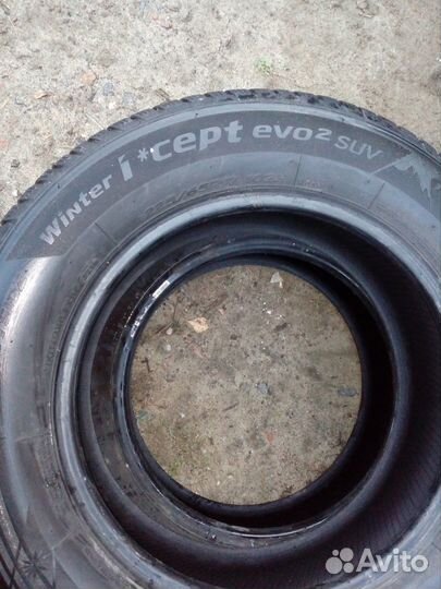 Hankook Winter I'Cept Evo2 W320A SUV 225/65 R17 102H