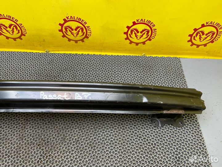 Усилитель бампера задний Volkswagen Passat 7