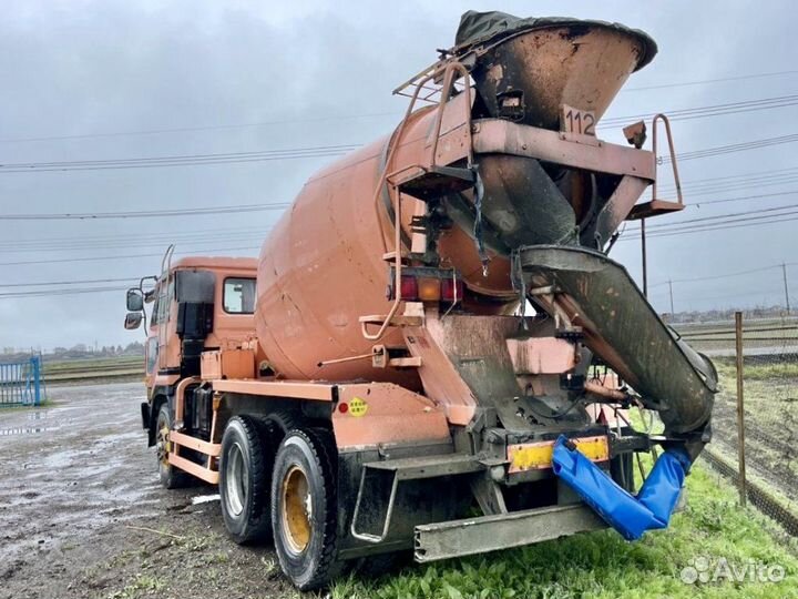 Стекло лобовое Nissan Diesel CW52AH RF8 1999