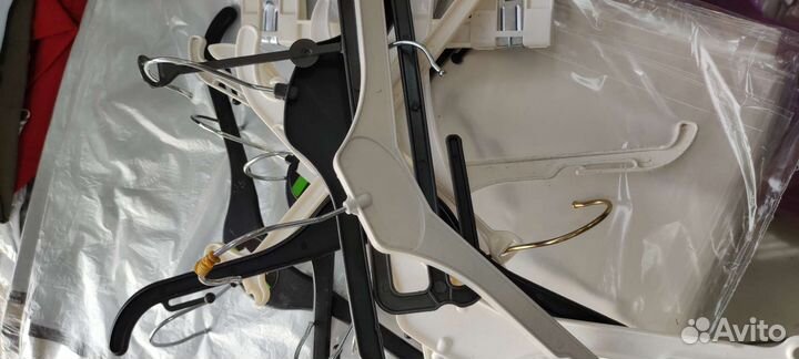 Вешалки детские