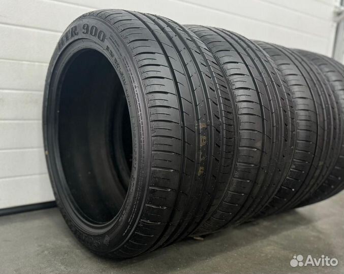 Sumitomo HTR900 235/45 R17 94W