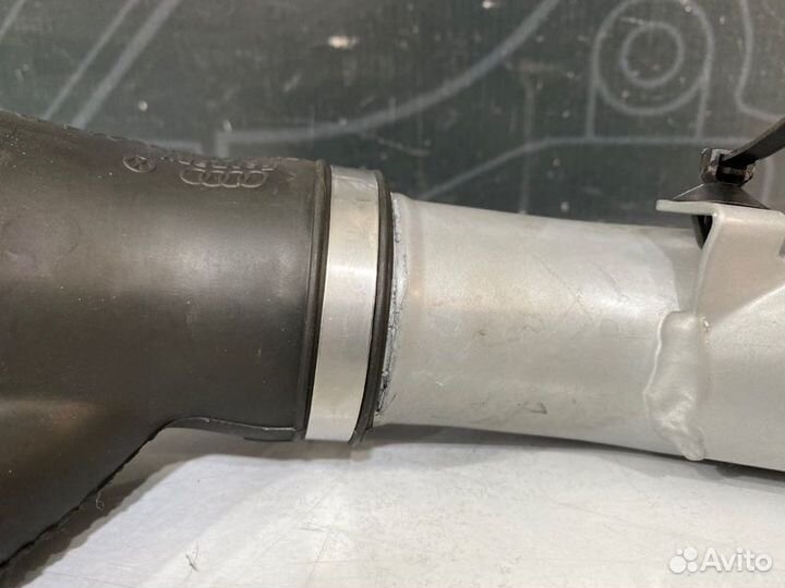Патрубок интеркулера правый Audi A6 C5 BES 2003
