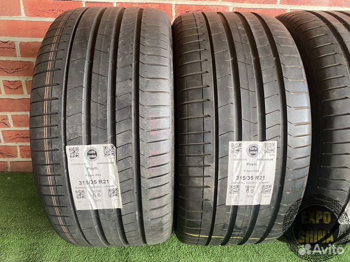 Pirelli P Zero PZ4 315/35 R21 и 275/40 R21 111Y