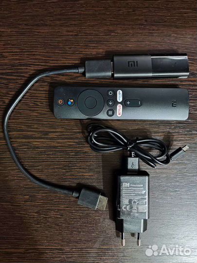 Тв приставка Xiaomi MI TV Stick