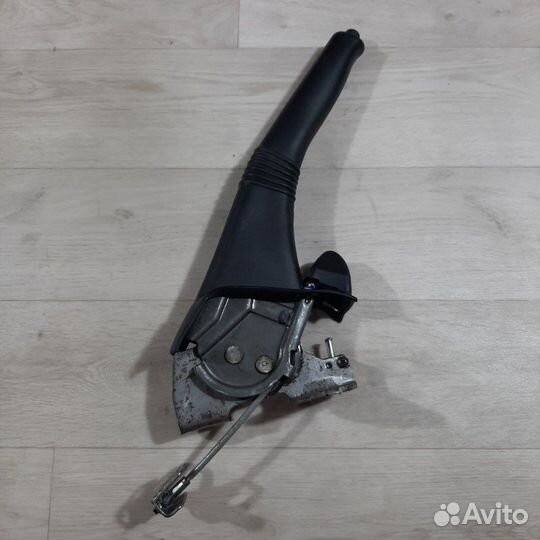 Рычаг стояночного тормоза LADA Xray хэтчбек 2017