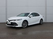 Toyota Camry 2.0 AT, 2019, 83 500 км, с пробегом, цена 2 349 000 руб.