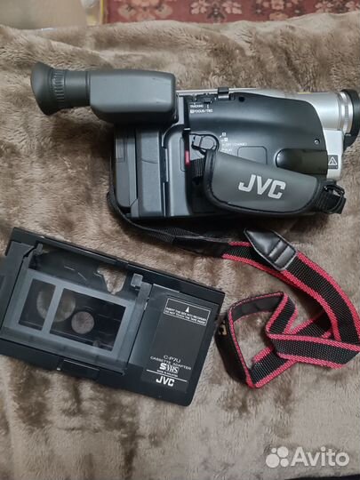 Видеокамера jvc