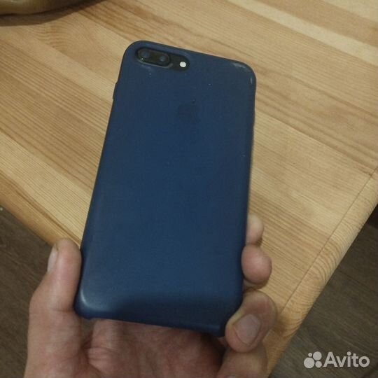 iPhone 7, 32 ГБ