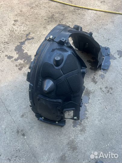 Передний правый подкрыльник bmw х5 g05