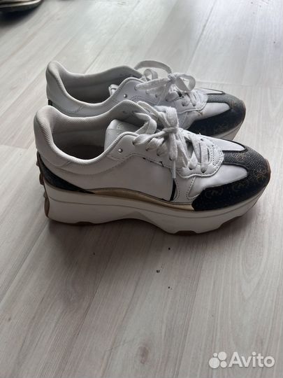 Кроссовки guess 37