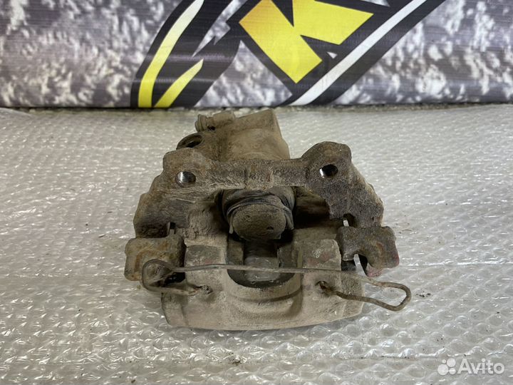 Суппорт задний правый Renault Laguna Лагуна 2