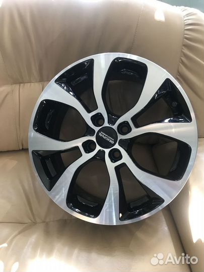 Диск литой 16 4*100 Et: 41 Dia: 60,1 Скад KL 296