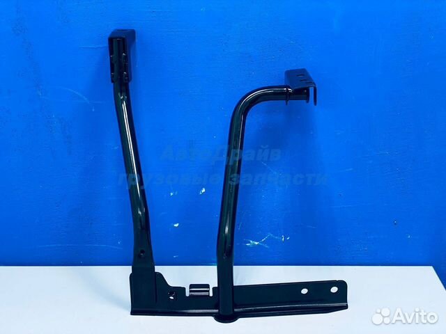 Кронштейн подножки Volvo FH4 левый