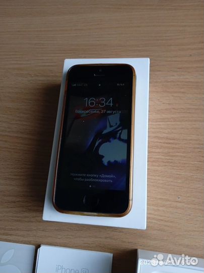 Телефон iPhone