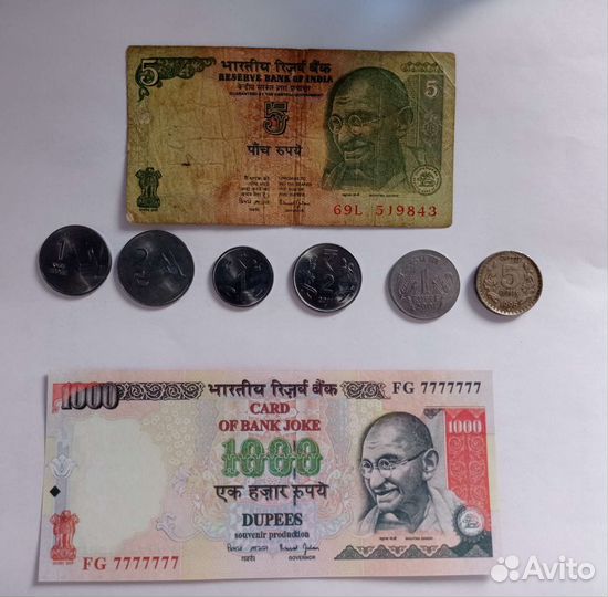 Наборы банкнот и монет по разным странам