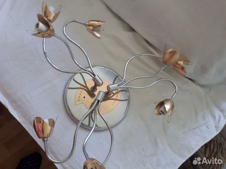 Люстра потолочная б/у