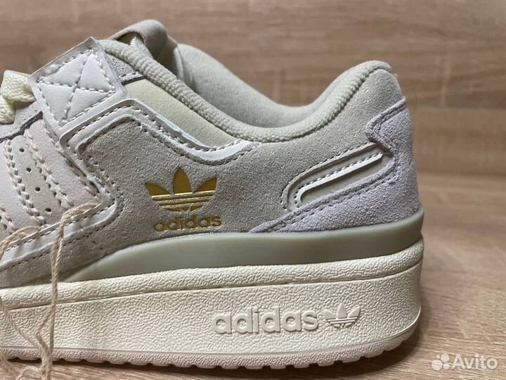 Женские кросовки Adidas Forum Low
