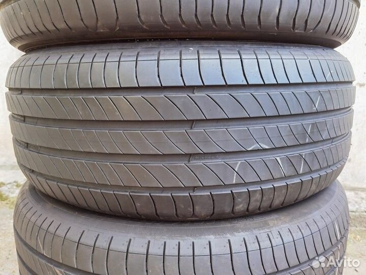 Michelin Primacy 4 235/50 R19 103V
