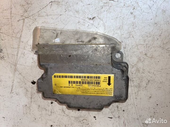 Блок управления air bag Mitsubishi Lancer X 2008