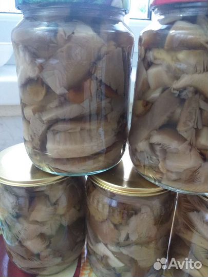 Грибы опята маринованные