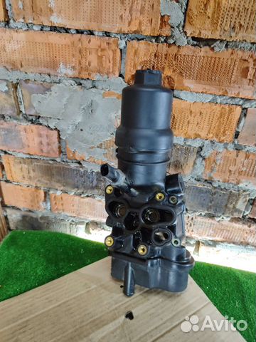 Корпус масляного фильтра Volkswagen Passat B6