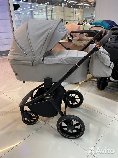 Коляска Carrello Epica