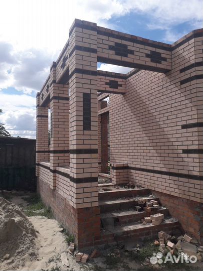 Бригада строителей