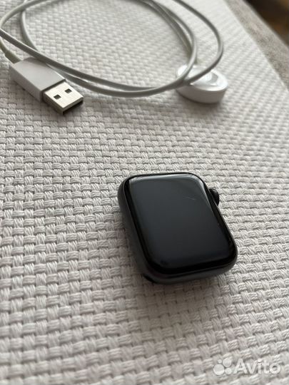 Часы apple watch se 40mm