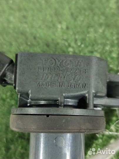 Катушка зажигания Toyota Avensis AZT255 1azfse