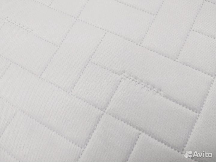 Многоразовые непромокаемые пеленки (2 вида белых)