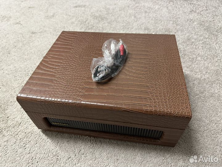 Crosley Voyager CR8017A