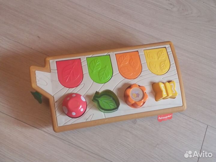 Игрушка прятки со зверятами fisher-price