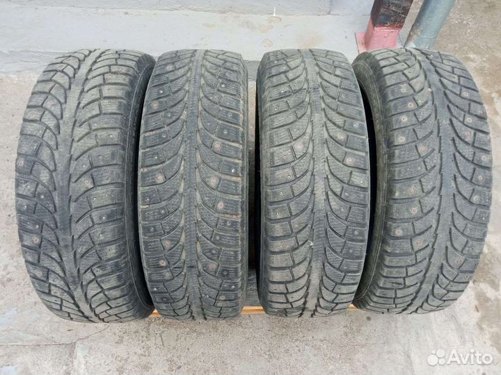 Charmhoo Ice3 215/60 R17 96