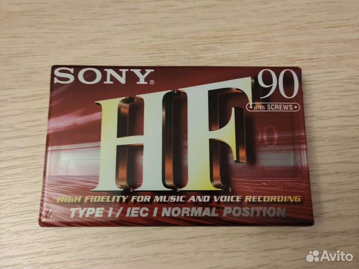 Новые аудиокассеты Sony HF-90 и TDK D90