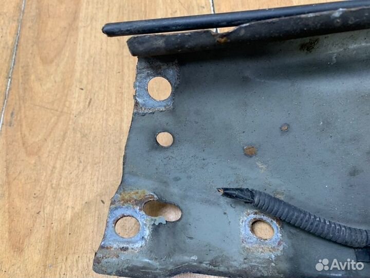 Передняя панель Opel Zafira B минивэн 2005-2012